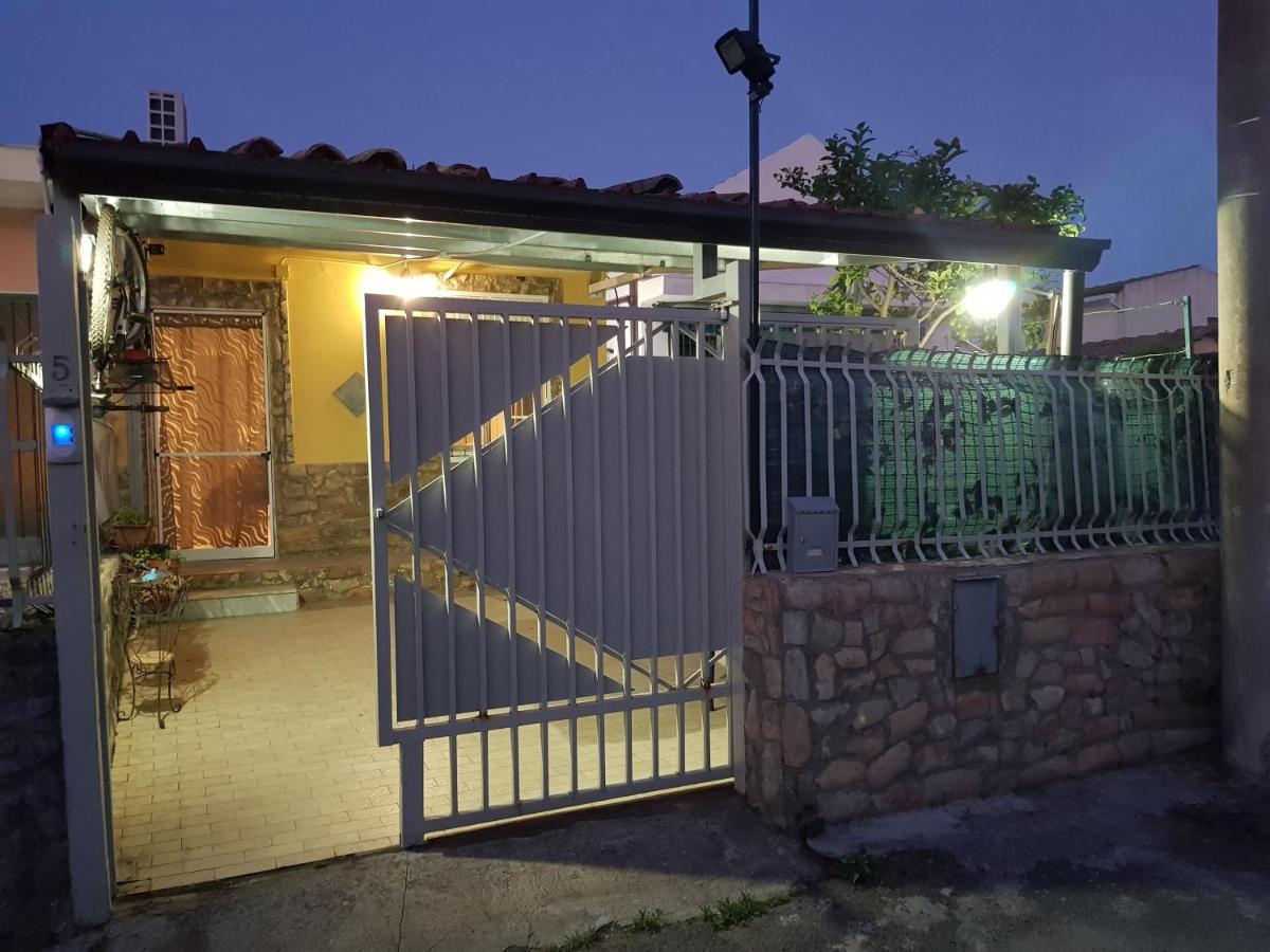 Sole E Luna Villa Catania Bagian luar foto